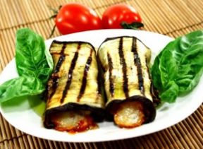 Involtini di melanzane alla pizzaiola