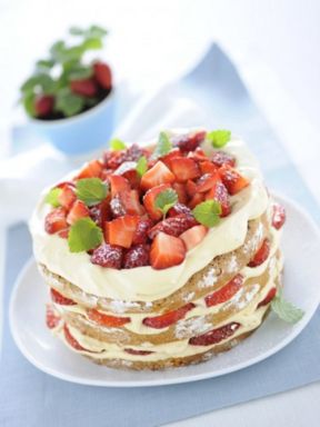 Torta a strati con zabaione