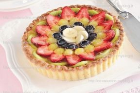 Crostata di frutta in gelatina di spumante