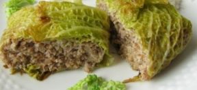 Involtini di verza con salsiccia e pecorino