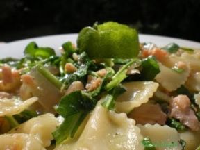 Farfalle rucola e salmone