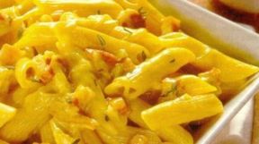 Penne con salsa al curry