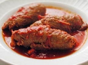 Involtini di vitello al pomodoro