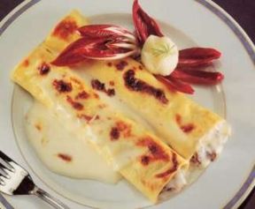 Cannelloni al radicchio, besciamella e gorgonzola