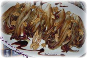 Radicchio tardivo di treviso grigliato con noci