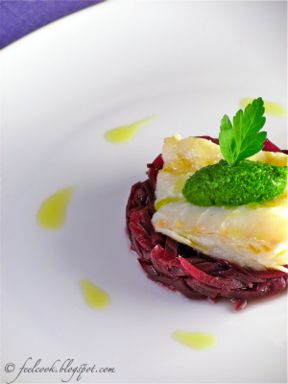 Merluzzo al vapore con marmellata di cipolle di Tropea