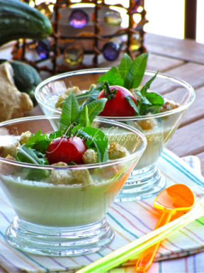 Zuppetta fredda di cetrioli e zenzero