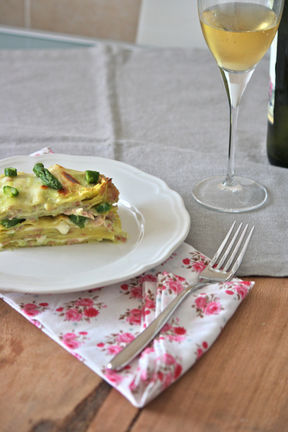 Lasagnette primaverili con asparagi e prosciutto