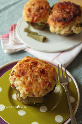 Carciofi ripieni con prosciutto cotto e scamorza fresca