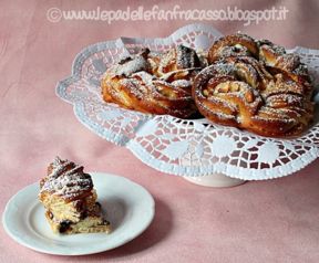 CIAMBELLINE ALLE MELE ROSA DEI SIBILLINI