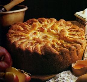 Torta di mele e yogurt, cremosa cremosa