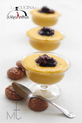 panna cotta alla zucca con amaretti al vino cotto