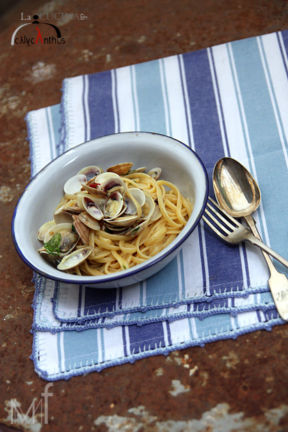 linguine a vongole in versione thai