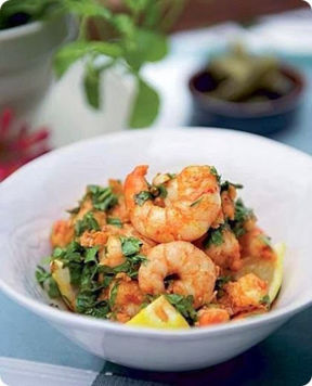 Gamberi saltati con aglio e prezzemolo allo sherry.