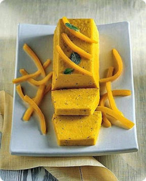 Mattonella di peperoni gialli con ricotta romana.