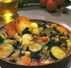 La Ribollita è sicuramente uno dei piatti tipici più conosciuti della tradizione gastronomica Toscana