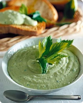 Agliata verde con ricotta piemontese.