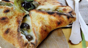 Fagotto di pizza campagnolo.