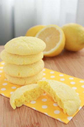 Biscotti morbidi al limone / Soft lemon cookies