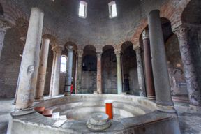 In viaggio con Roberto. La magnificenza del Battistero di Santa Maria Maggiore a Nocera Superiore