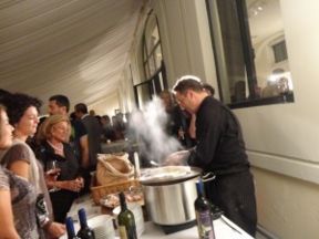 Wine Town è partito, oggi cooking show e musica | God Save The Wine ancora una volta riempie i calici!