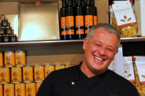Pizzeria Alla Stella Promessa alias Da Nicolino Pizza e Panino – Nicola Cavallaro Ristorante al San Cristoforo – Milano