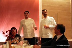 Cartoline con le stelle: Andrea Aprea ospita Antonio Guida @ VUN del Park Hyatt Hotel – Milano