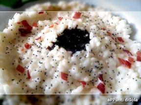 Vialone alla parmigiana con aceto fortificato e semi di papavero