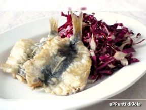 Sardine fritte in crosta di farro