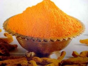 La curcuma: proprietà e ricette