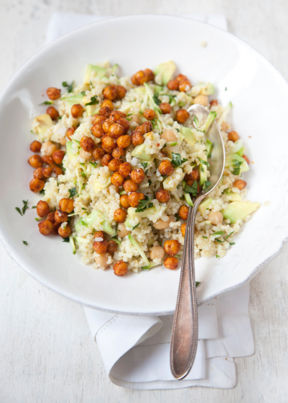 Insalata di bulgur con ceci e avocado