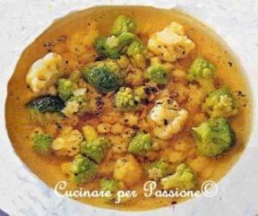 In una giornata umida e piovosa cosa c’è di meglio di una calda minestra dai sapori delle verdure invernali?