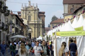 5 buone ragioni per mangiare Castelmagno invece di andare al mare