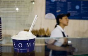 Caro Matteo Renzi, Grom è sopravvalutato: 10 gelati romani crema e limone per uccellare meglio l’Economist