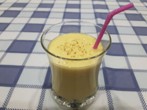 LASSI AL MANGO