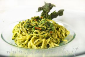 Ricetta Taglierini verdi peruviani con spinaci e aji amarillo della Edith e della Doris