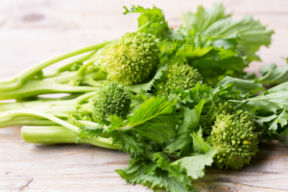 Depurative, detossificanti e antiossidanti: ecco le proprietà delle cime di rapa
