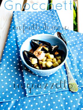 Gnocchetti con guazzetto di frutti di mare / Gnocchi with stewed seafood