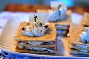 Millefoglie di brisée al Parmigiano con zucchina alla menta