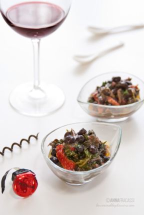 Mini verrine di ribollita di ceci neri