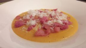 Maionese di zucca con guanciale croccante