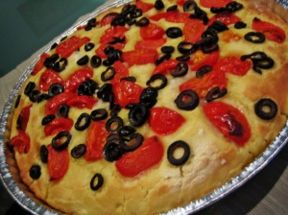 Focaccia soffice di Bari. Ricetta delle Sorelle Simili