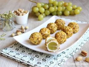 Bocconcini di Uva al Formaggio