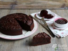 Torta di barbabietole e cioccolato