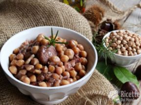 Zuppa di ceci e castagne