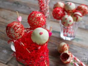 Red velvet cake pops