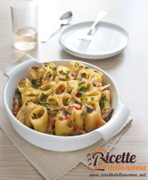 Paccheri alici e pecorino
