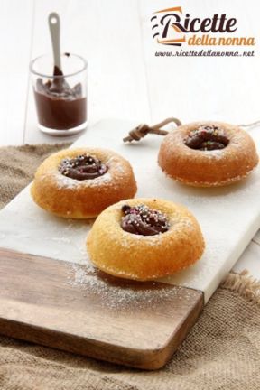 Ciambelline soffici alla Nutella
