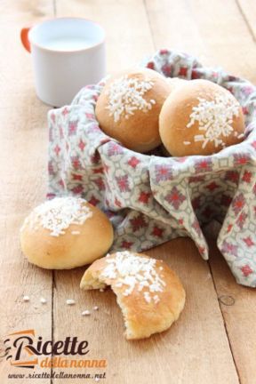 Panini dolci all’acqua