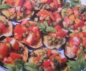 Melanzane con pomodoro e capperi